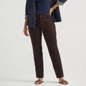 Lee Women's Wrinkle Free Relaxed Fit Straight Leg Pant | Espresso | Size 14 Long
